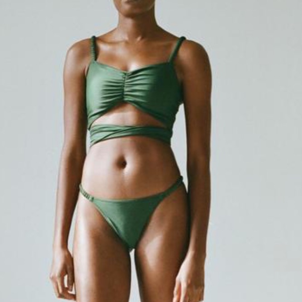 PARI DESAI SARITA SWIMSUIT PALM TOP & BOTTOM SIZE SMALL